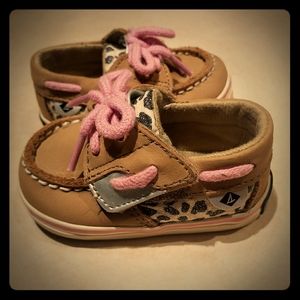 Baby girl Sperrys